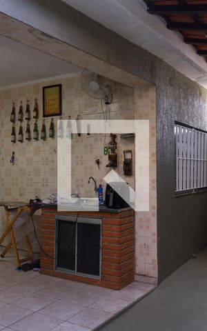 Casa à venda com 250m², 4 quartos e 4 vagasÁrea de Serviço