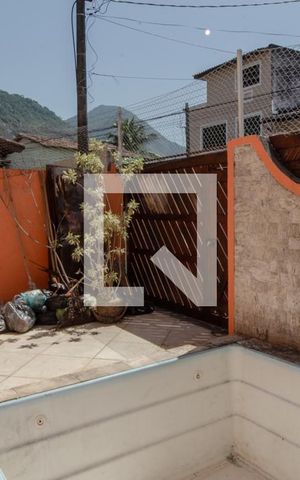 Casa de condomínio à venda com 140m², 3 quartos e 1 vaga Casa de condomínio à venda com 140m², 3 quartos e 1 vagaÁrea externa