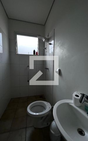 Casa à venda com 700m², 4 quartos e 5 vagas Casa à venda com 700m², 4 quartos e 5 vagasBanheiro