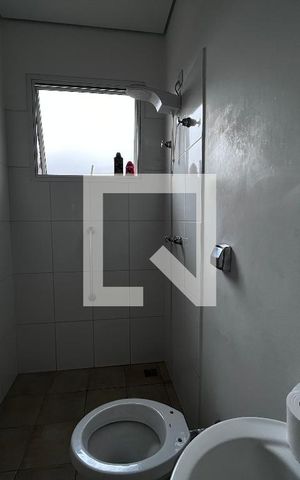 Casa à venda com 700m², 4 quartos e 5 vagas Casa à venda com 700m², 4 quartos e 5 vagasBanheiro