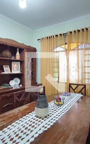 Casa à venda com 252m², 4 quartos e 1 vagaSala de Jantar