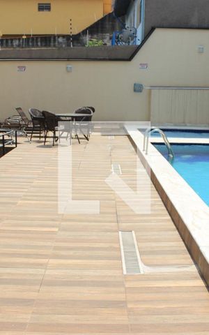 Apartamento para alugar com 61m², 2 quartos e 1 vagaÁrea comum - Piscina