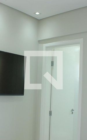 Apartamento para alugar com 61m², 2 quartos e 1 vagaSuíte