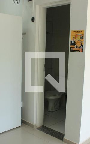 Apartamento para alugar com 61m², 2 quartos e 1 vagaÁrea comum - mini mercado