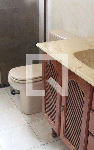 Casa para alugar com 280m², 2 quartos e 3 vagasBanheiro