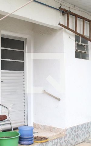 Casa para alugar com 280m², 2 quartos e 3 vagasQuintal