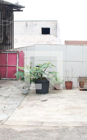 Casa para alugar com 280m², 2 quartos e 3 vagasQuintal