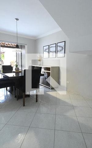 Casa à venda com 192m², 4 quartos e 2 vagas Casa à venda com 192m², 4 quartos e 2 vagasCopa