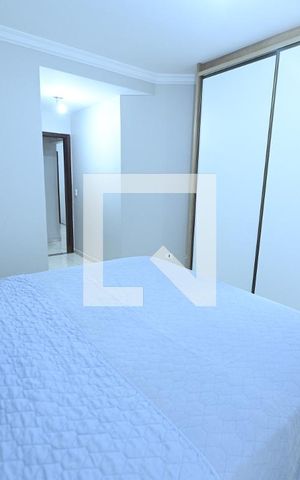 Casa à venda com 192m², 4 quartos e 2 vagas Casa à venda com 192m², 4 quartos e 2 vagasQuarto 4