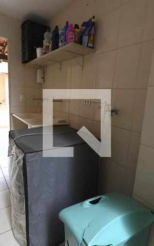 Casa à venda com 192m², 4 quartos e 2 vagas Casa à venda com 192m², 4 quartos e 2 vagasÁrea de Serviço
