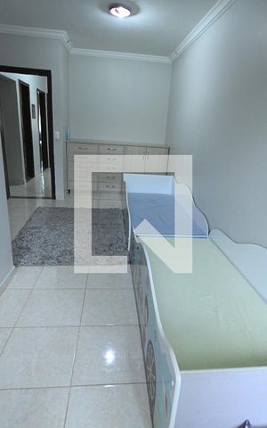 Casa à venda com 192m², 4 quartos e 2 vagas Casa à venda com 192m², 4 quartos e 2 vagasQuarto 3