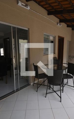 Casa à venda com 192m², 4 quartos e 2 vagas Casa à venda com 192m², 4 quartos e 2 vagasQuintal