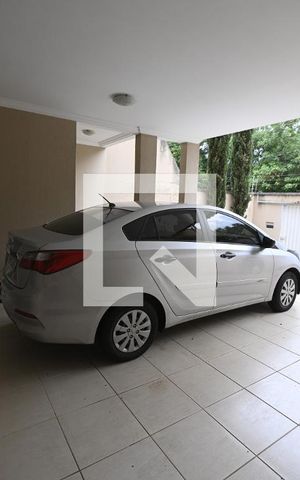 Casa à venda com 192m², 4 quartos e 2 vagas Casa à venda com 192m², 4 quartos e 2 vagasGaragem
