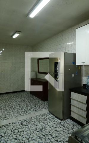 Casa à venda com 336m², 2 quartos e 2 vagasCozinha