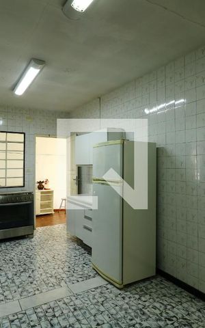 Casa à venda com 336m², 2 quartos e 2 vagasCozinha