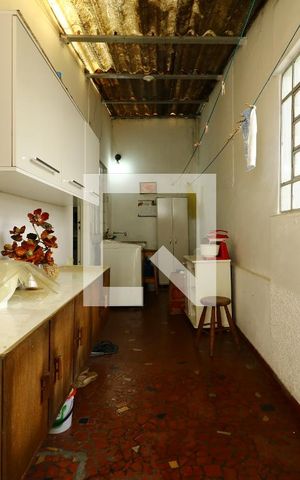 Casa à venda com 336m², 2 quartos e 2 vagasÁrea de Serviço