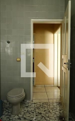 Casa à venda com 336m², 2 quartos e 2 vagasBanheiro