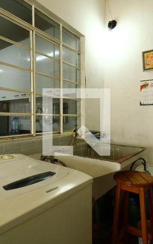 Casa à venda com 336m², 2 quartos e 2 vagasÁrea de Serviço