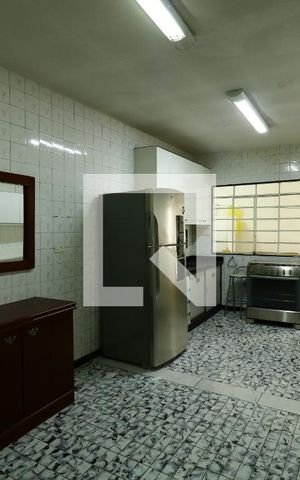 Casa à venda com 336m², 2 quartos e 2 vagasCozinha