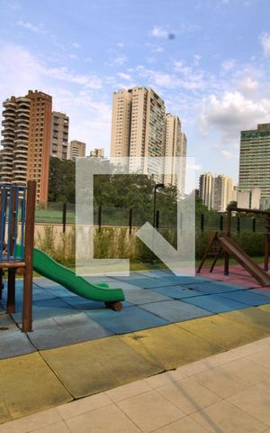 Apartamento à venda com 64m², 3 quartos e 1 vaga Apartamento à venda com 64m², 3 quartos e 1 vagaÁrea comum - Playground