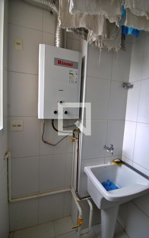 Apartamento à venda com 64m², 3 quartos e 1 vaga Apartamento à venda com 64m², 3 quartos e 1 vagaÁrea de Serviço