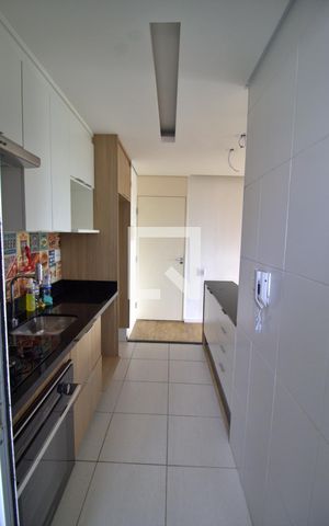 Apartamento à venda com 64m², 3 quartos e 1 vaga Apartamento à venda com 64m², 3 quartos e 1 vagaCozinha