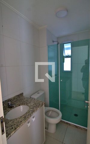 Apartamento à venda com 64m², 3 quartos e 1 vaga Apartamento à venda com 64m², 3 quartos e 1 vagaBanheiro