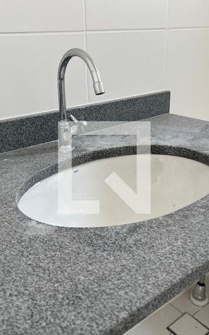 Apartamento à venda com 78m², 2 quartos e 1 vagaBanheiro da Suíte