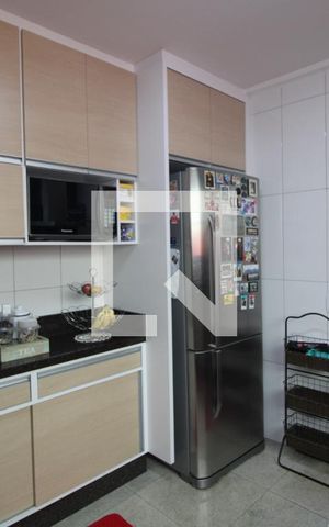 Casa para alugar com 250m², 3 quartos e 2 vagasCozinha
