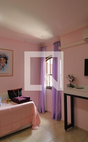 Casa para alugar com 250m², 3 quartos e 2 vagasQuarto 3