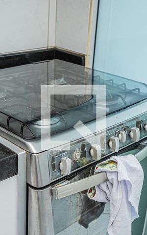 Apartamento para alugar com 55m², 2 quartos e 2 vagas Apartamento para alugar com 55m², 2 quartos e 2 vagasCozinha