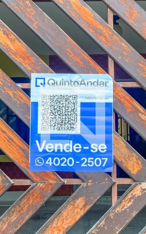 Casa à venda com 210m², 3 quartos e 2 vagas Casa à venda com 210m², 3 quartos e 2 vagasPlaca