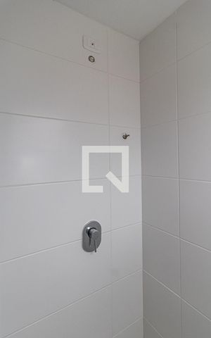 Apartamento à venda com 83m², 2 quartos e 2 vagasBanheiro da Suíte 1