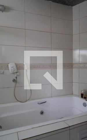 Casa à venda com 130m², 3 quartos e 1 vagaBanheiro da Suite 1
