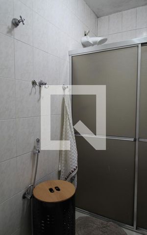 Casa à venda com 130m², 3 quartos e 1 vagaBanheiro