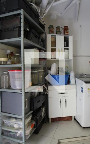 Casa à venda com 130m², 3 quartos e 1 vagaÁrea de Serviço