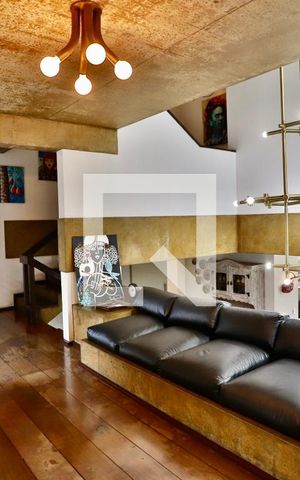 Casa à venda com 300m², 3 quartos e 3 vagas Casa à venda com 300m², 3 quartos e 3 vagasSala 2