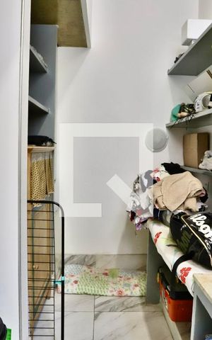 Casa à venda com 300m², 3 quartos e 3 vagas Casa à venda com 300m², 3 quartos e 3 vagasQuarto de Serviço