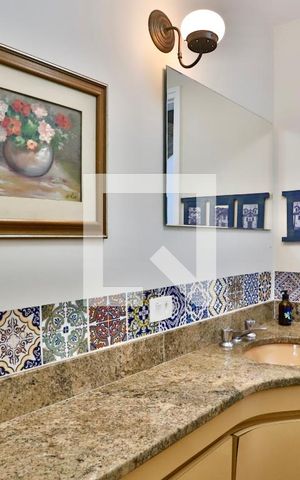 Casa à venda com 300m², 3 quartos e 3 vagas Casa à venda com 300m², 3 quartos e 3 vagasBanheiro do Quarto 3