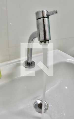 Casa à venda com 300m², 3 quartos e 3 vagas Casa à venda com 300m², 3 quartos e 3 vagasBanheiro