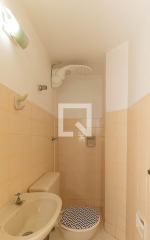 Apartamento para alugar com 63m², 3 quartos e 2 vagas Apartamento para alugar com 63m², 3 quartos e 2 vagasBanheiro de Serviço