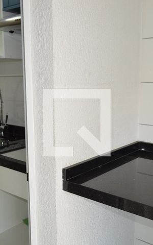 Apartamento à venda com 41m², 2 quartos e 1 vagaÁrea de Serviço e Varanda