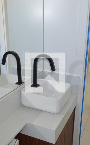 Apartamento à venda com 41m², 2 quartos e 1 vagaBanheiro