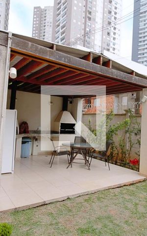 Apartamento para alugar com 49m², 2 quartos e 1 vagaÁrea comum - Churrasqueira