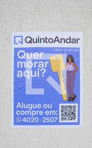 Casa à venda com 408m², 5 quartos e 5 vagasPlaca QuintoAndar