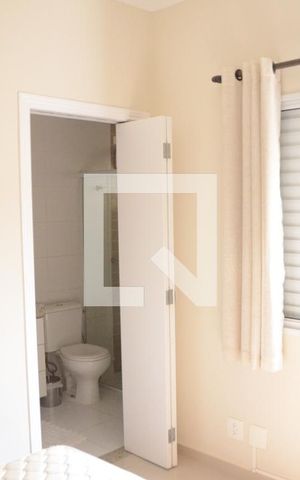 Casa à venda com 408m², 5 quartos e 5 vagasQuarto de Serviço
