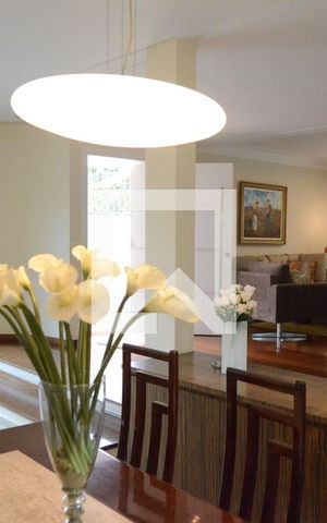 Casa à venda com 408m², 5 quartos e 5 vagasSala de Jantar