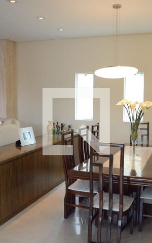 Casa à venda com 408m², 5 quartos e 5 vagasSala de Jantar