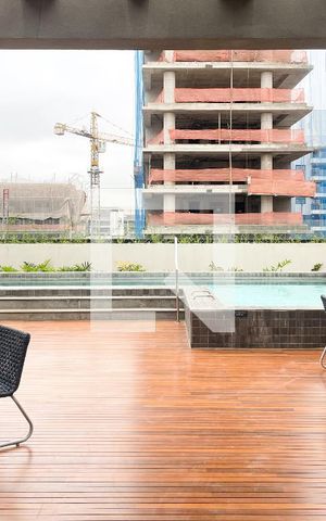 Apartamento para alugar com 35m², 1 quarto e sem vaga Apartamento para alugar com 35m², 1 quarto e sem vagaÁrea comum - Piscina
