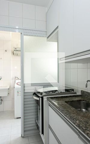 Apartamento para alugar com 72m², 3 quartos e 2 vagasCozinha
